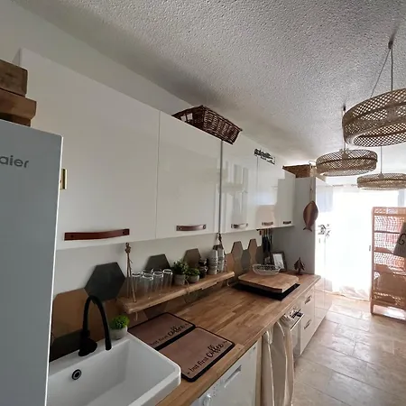 - T3 Avec Terrasse, Vue Et Parking - Fr-1-319-593 Apartamento *