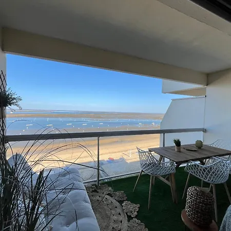 Apartamento - T3 Avec Terrasse, Vue Et Parking - Fr-1-319-593